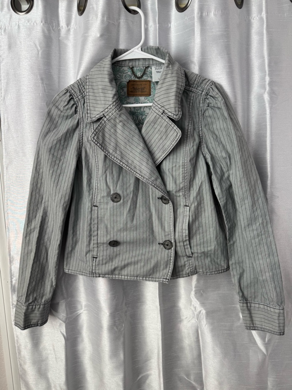 Levi’s Gray Pin Striped Women’s Blazer with floral buttons